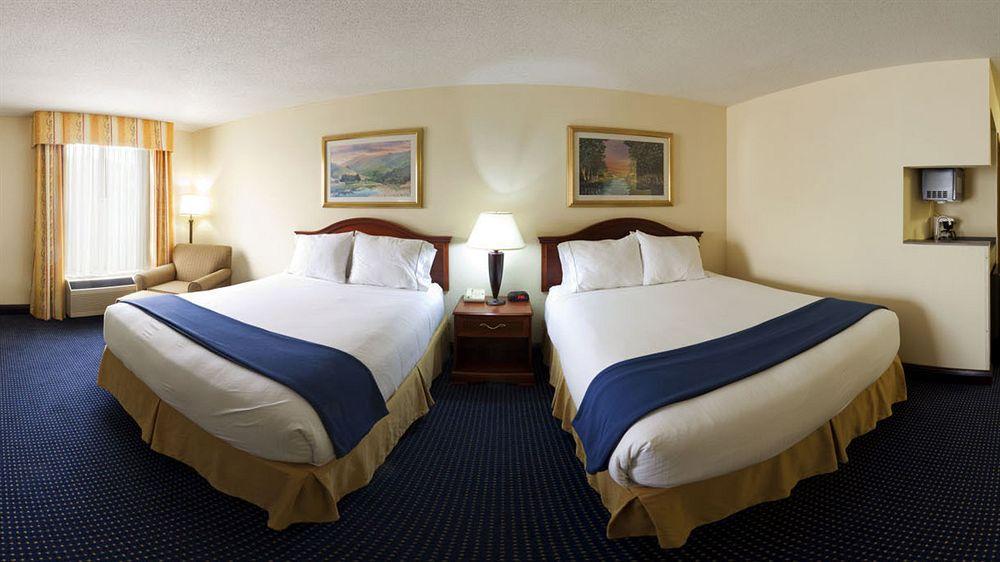 Holiday Inn Express & Suites Atlanta Perimeter Mall Hotel By Ihg Sandy Springs Luaran gambar