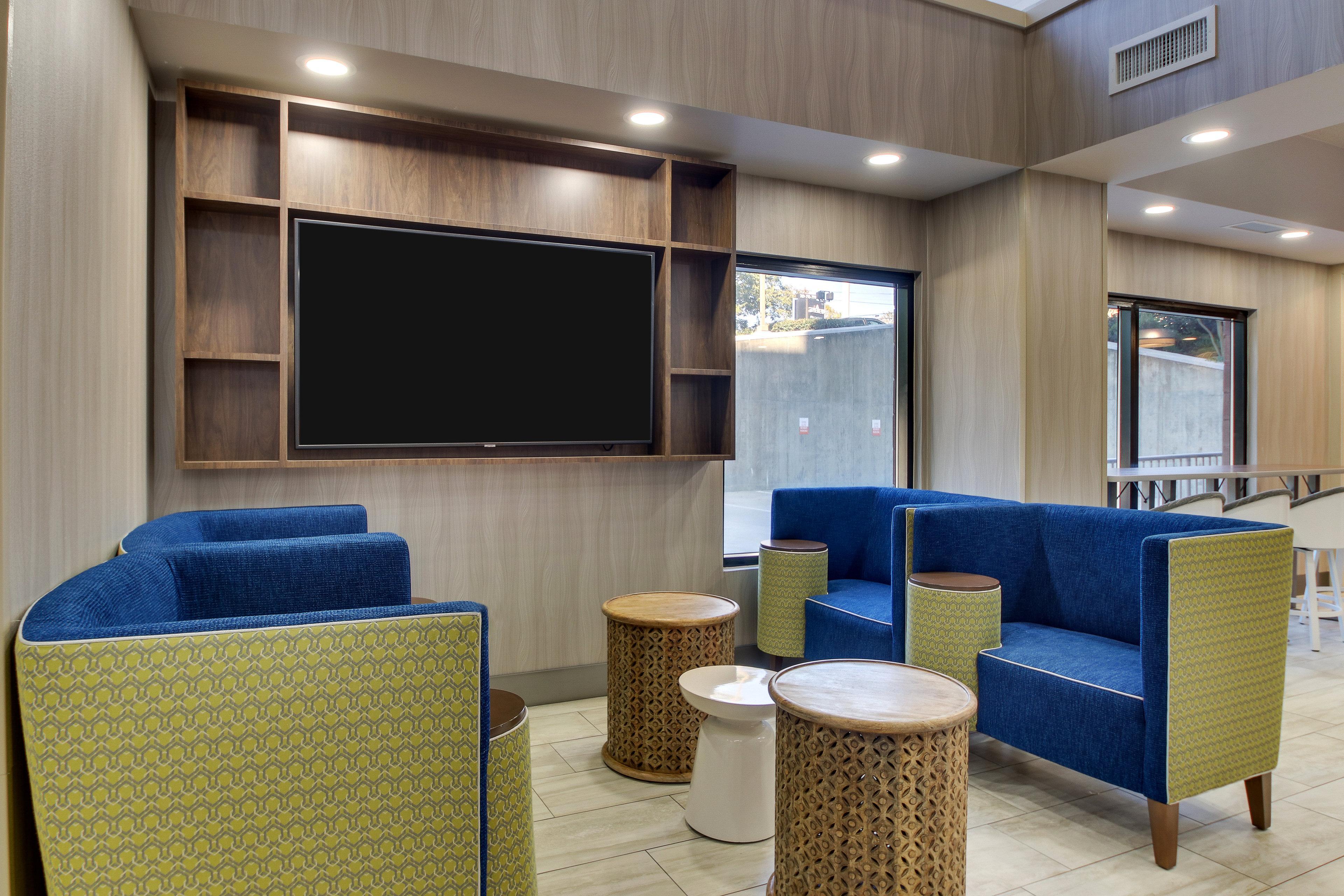 Holiday Inn Express & Suites Atlanta Perimeter Mall Hotel By Ihg Sandy Springs Luaran gambar