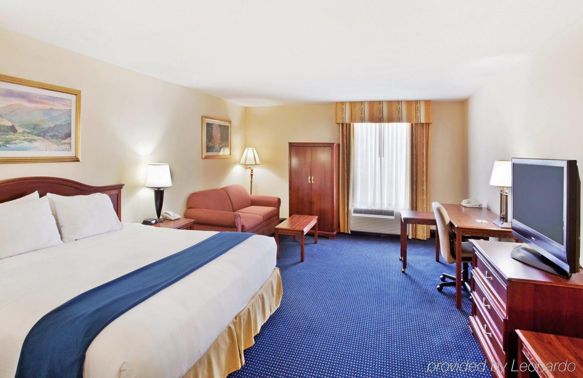 Holiday Inn Express & Suites Atlanta Perimeter Mall Hotel By Ihg Sandy Springs Bilik gambar