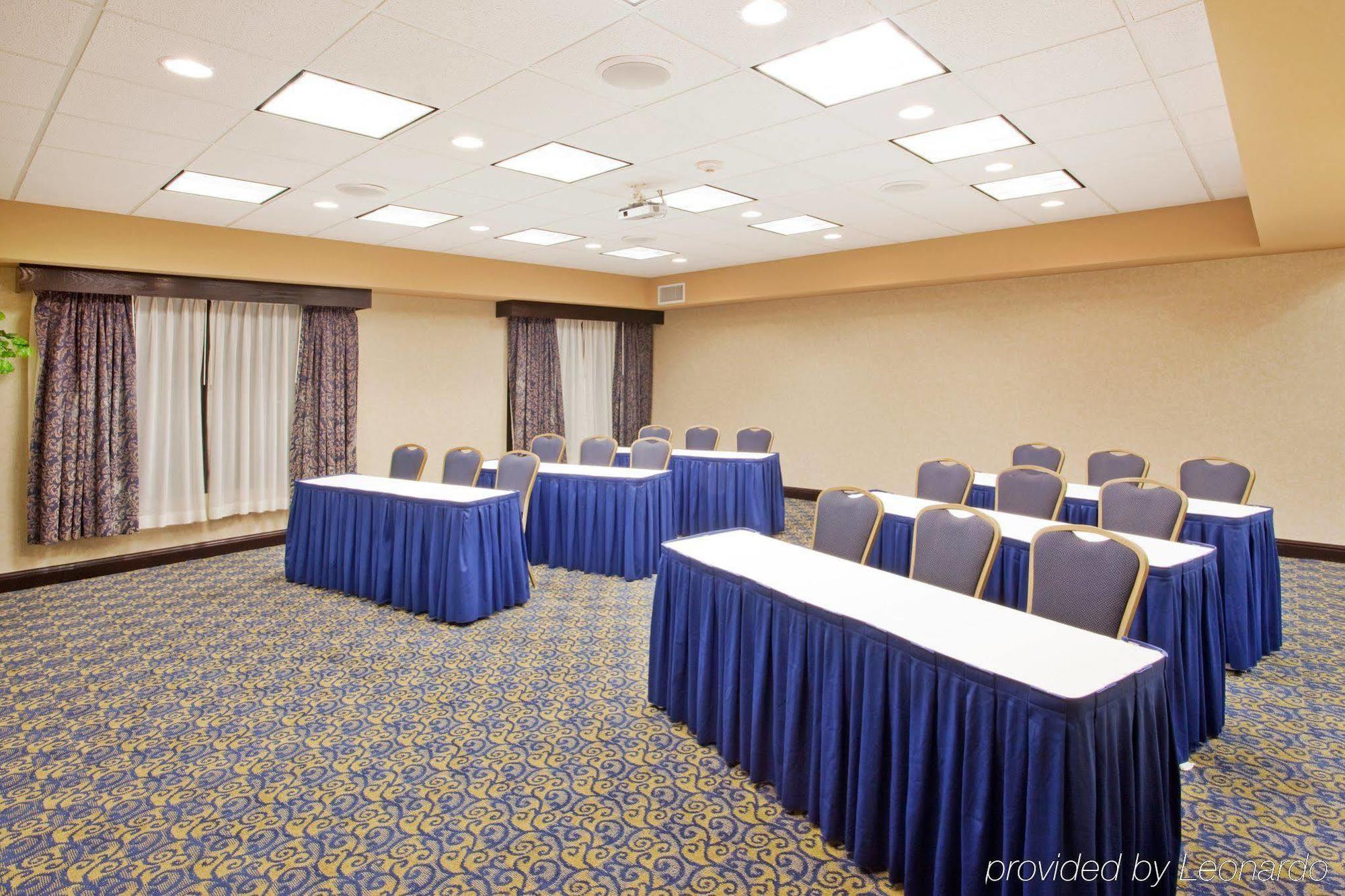 Holiday Inn Express & Suites Atlanta Perimeter Mall Hotel By Ihg Sandy Springs Kemudahan gambar