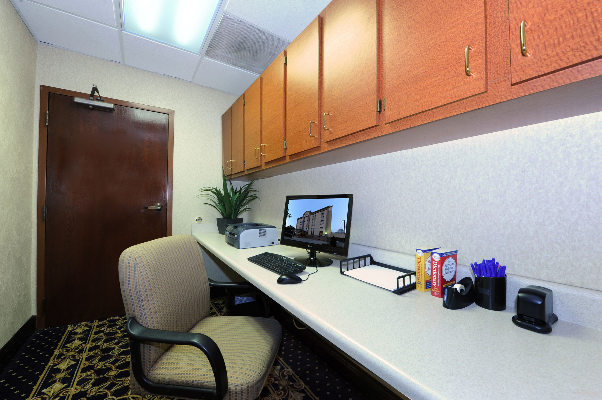 Holiday Inn Express & Suites Atlanta Perimeter Mall Hotel By Ihg Sandy Springs Luaran gambar